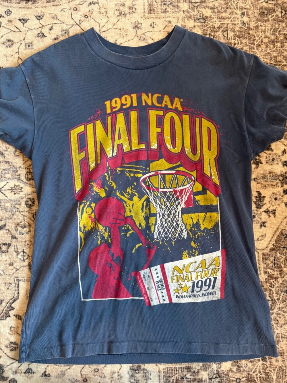 Abercrombie and Fitch- College Vault collab- 1991 Final Four (Unisex) blue M - Picture 1 of 2